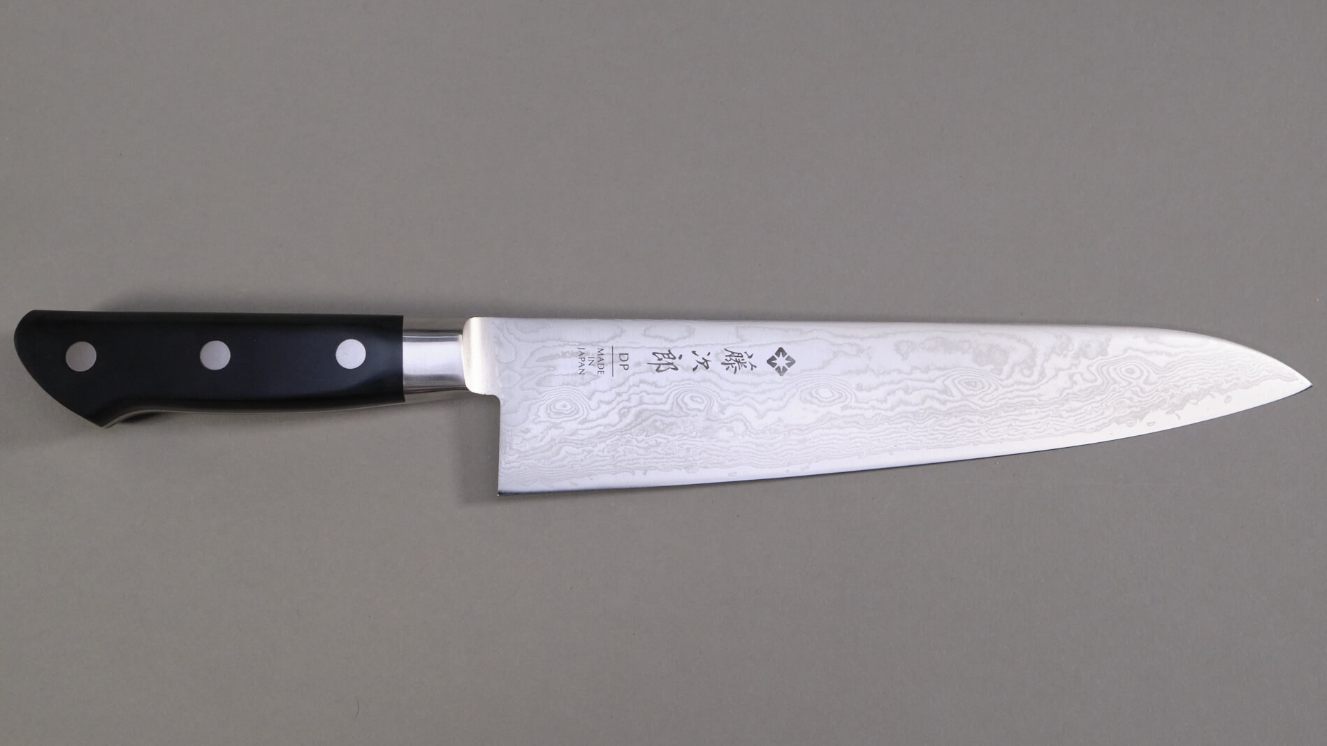 Couteau japonais Tojiro Damascus Pro SGPS  chef 24 cm